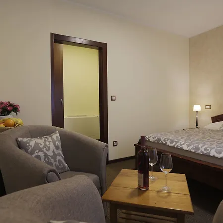 Hotel Tara 3*